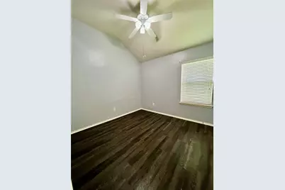 3210 Blue Bonnet Drive, Texas City, TX 77591 - Photo 36