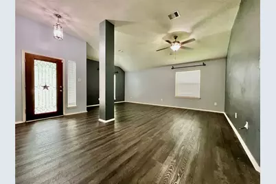 3210 Blue Bonnet Drive, Texas City, TX 77591 - Photo 8