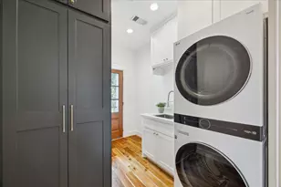 1518 31st St, Galveston, TX 77550 - Photo 42