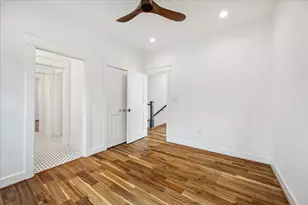 1518 31st St, Galveston, TX 77550 - Photo 36