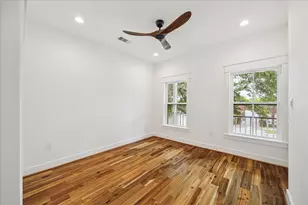 1518 31st St, Galveston, TX 77550 - Photo 40