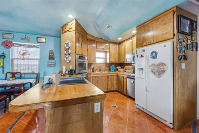 1495 Mabry Street, Gilchrist, TX 77617 - Photo 22