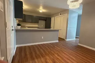 1831 Sherwood Forest St, Houston, TX 77043 - Photo 10
