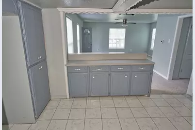 1619 W 8th Street, Freeport, TX 77541 - Photo 8