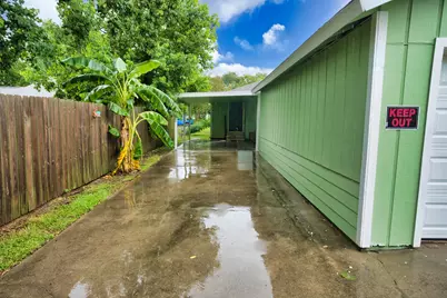 1619 W 8th Street, Freeport, TX 77541 - Photo 6