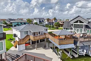 1751 Tiki Dr, Tiki Island, TX 77554 - Photo 26