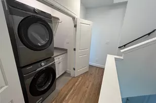 954 W 18th St, Houston, TX 77008 - Photo 24