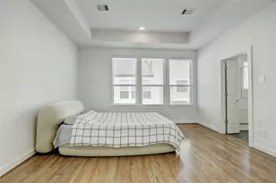 954 W 18th St, Houston, TX 77008 - Photo 16