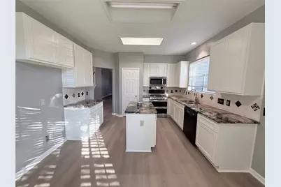 2915 Veva Drive, Pearland, TX 77584 - Photo 8