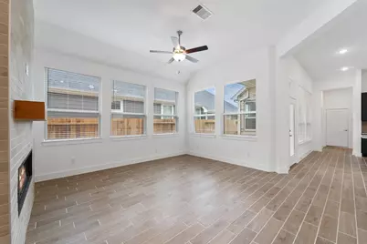 11902 Salty Bend Drive, Mont Belvieu, TX 77523 - Photo 14