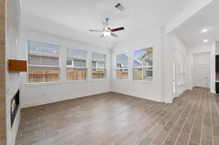 11902 Salty Bnd Dr, Mont Belvieu, TX 77523 - Photo 14