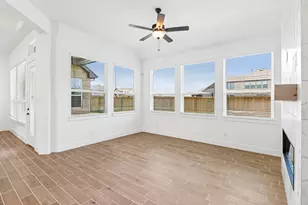 11902 Salty Bnd Dr, Mont Belvieu, TX 77523 - Photo 6