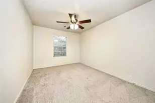 915 Grand Plains Dr, Houston, TX 77090 - Photo 24