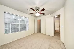 915 Grand Plains Dr, Houston, TX 77090 - Photo 22