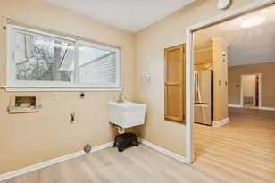 1616 Ave R, Huntsville, TX 77340 - Photo 14