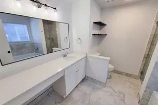 10030 Farrell Dr, Houston, TX 77070 - Photo 12