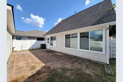 10030 Farrell Drive, Houston, TX 77070 - Photo 24