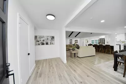 7819 Pagewood Lane, Houston, TX 77063 - Photo 12