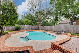 1327 E Vistawood Dr, Houston, TX 77077 - Photo 26