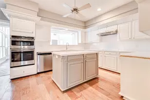 1327 E Vistawood Dr, Houston, TX 77077 - Photo 10