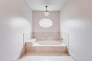 1327 E Vistawood Dr, Houston, TX 77077 - Photo 22