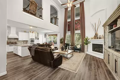 13236 Tracewood Hills Lane, Houston, TX 77044 - Photo 34