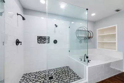 81 N Apple Springs Circle, The Woodlands, TX 77382 - Photo 28