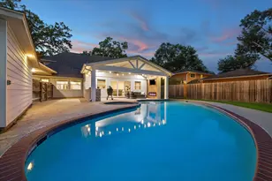 15722 Brookvilla Dr, Houston, TX 77059 - Photo 6