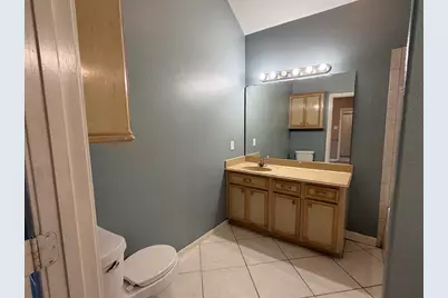 15106 Kirkfield Lane, Houston, TX 77060 - Photo 14