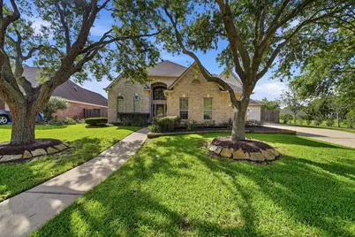 316 Overlook Drive, Friendswood, TX 77546 - Photo 4