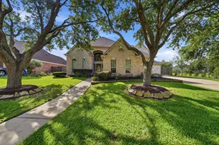 316 Overlook Dr, Friendswood, TX 77546 - Photo 4