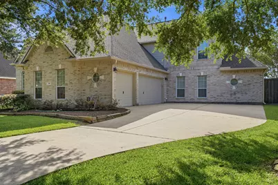 316 Overlook Drive, Friendswood, TX 77546 - Photo 2
