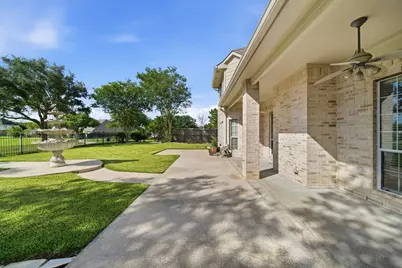 316 Overlook Drive, Friendswood, TX 77546 - Photo 38