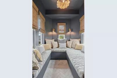 2622 Ave  M 1/2, Galveston, TX 77550 - Photo 2