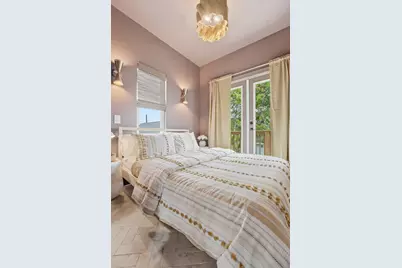 2622 Ave  M 1/2, Galveston, TX 77550 - Photo 6