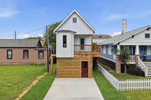 2622 Ave M 1/2, Galveston, TX 77550 - Photo 14