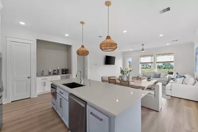 4042 Miramar Court, Galveston, TX 77554 - Photo 8