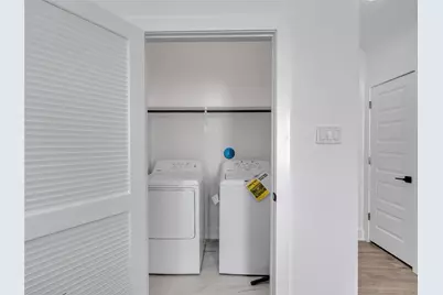 5126 Clover Street #A/B, Houston, TX 77033 - Photo 14