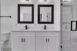 5126 Clover St, Houston, TX 77033 - Photo 22