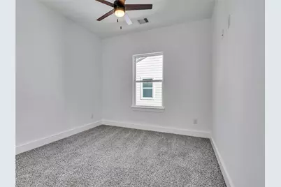 5126 Clover Street #A/B, Houston, TX 77033 - Photo 18