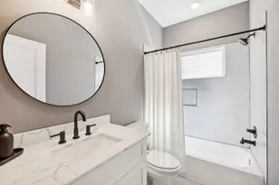 1413 W 23rd St, Houston, TX 77008 - Photo 32