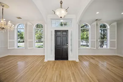 4601 Mimosa Drive, Bellaire, TX 77401 - Photo 2