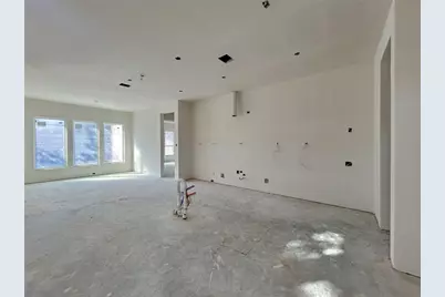 10335 Brinwood Drive, Houston, TX 77043 - Photo 6