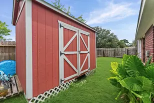1875 Redwood Ln, Dayton, TX 77535 - Photo 24