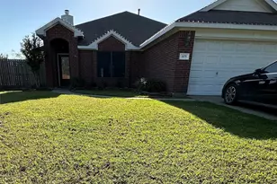 1875 Redwood Ln, Dayton, TX 77535 - Photo 6