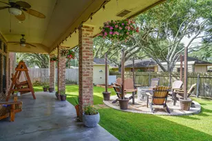 2915 Willow Creek Dr, El Campo, TX 77437 - Photo 22