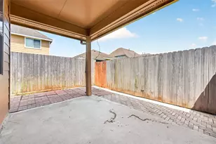 4606 E Meadow Dr, Deer Park, TX 77536 - Photo 32