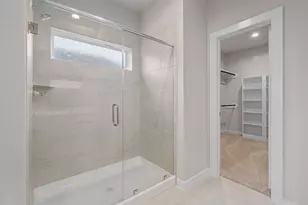 1731 Pecan Woods Ln, Conroe, TX 77301 - Photo 12