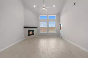 1731 Pecan Woods Ln, Conroe, TX 77301 - Photo 6