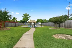 2824 Seaside Dr, Seabrook, TX 77586 - Photo 22